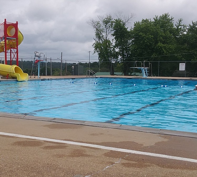 houston-municipal-swimming-pool-photo